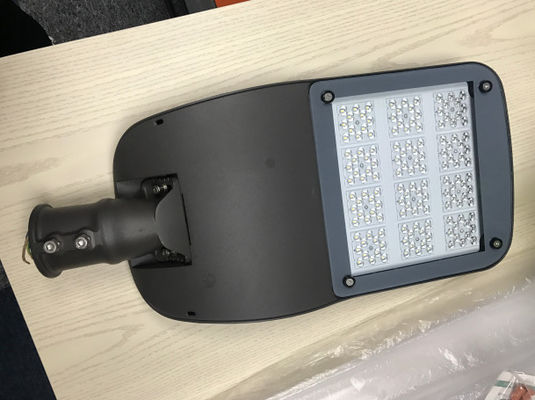 কেনা ডাই-কাস্টিং অ্যালুমিনিয়াম 60W 100W 150W 200W আউটডোর এলইডি স্ট্রিট লাইট জলরোধী আইপি 65 সিই শংসাপত্র সহ হাইওয়ে, প্রধান রাস্তার জন্য ব্যবহৃত online manufacture